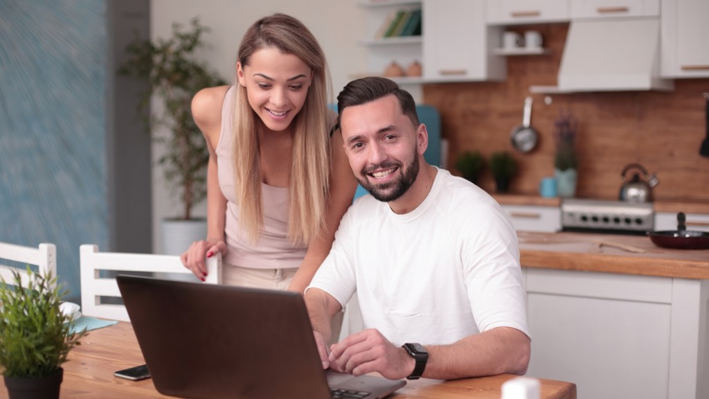 TransferGo czy Paypal Business