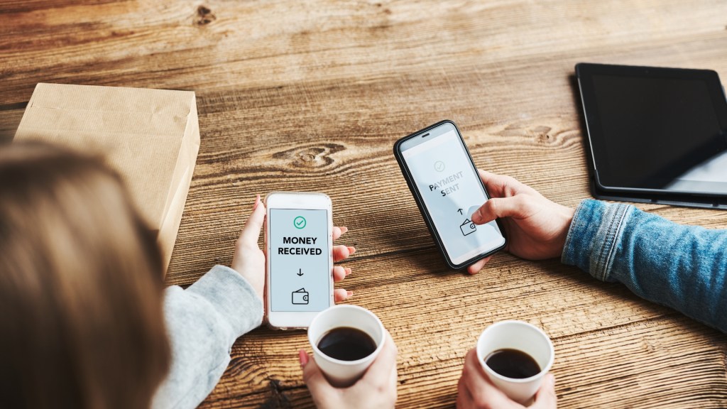 cat-dureaza-un-transfer-bancar