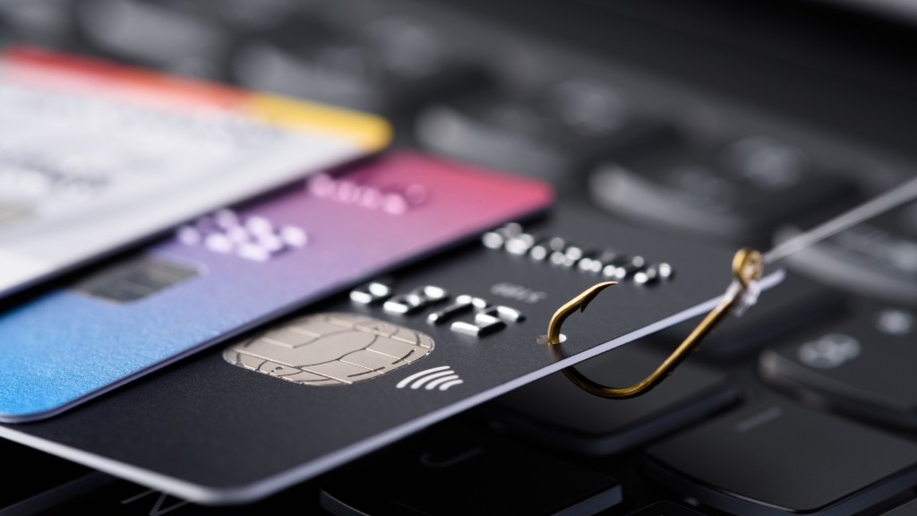 cum-te-feresti-de-frauda-cu-carduri-bancare