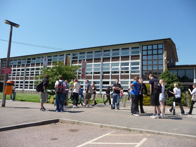 informacija apie mokyklas, mokykla, mokykla užsienyje, mokykla Anglijoje