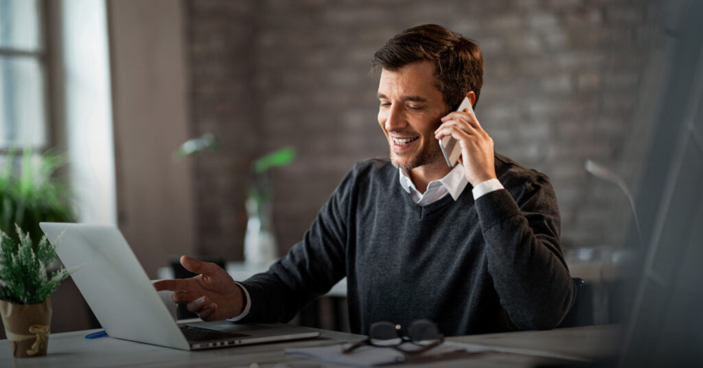 Man researching the best business savings accounts